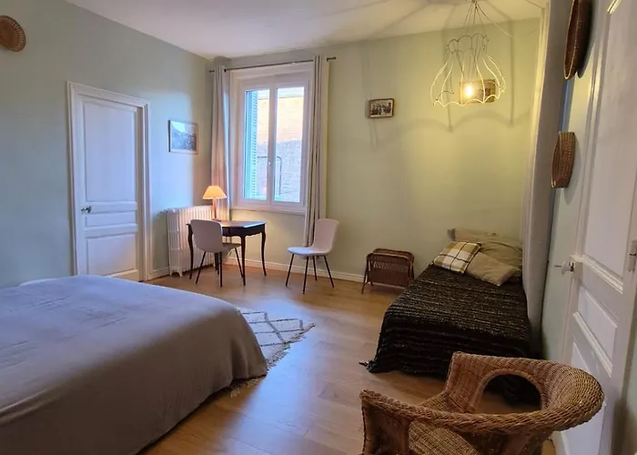 Centre Dans Un D'exception Bed & Breakfast 3*